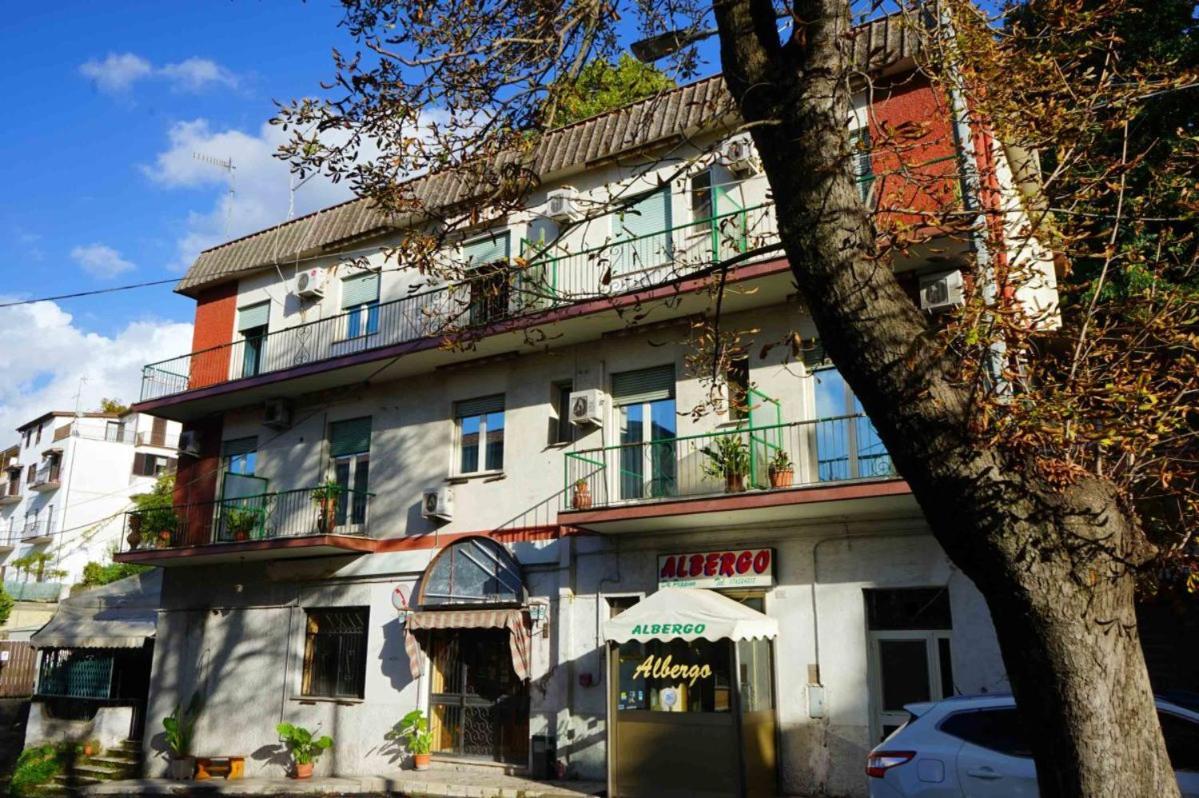 Albergo Da Peppino Poggio Mirteto Exterior photo